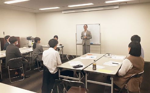 月次研修の様子