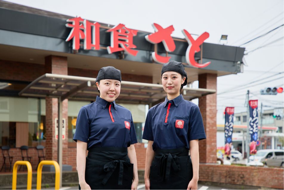 T.K.さんとY.S.さんの制服姿のツーショット